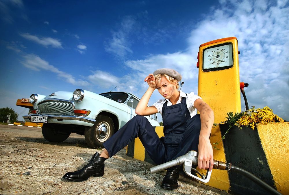 Бензоколонка/Gas station