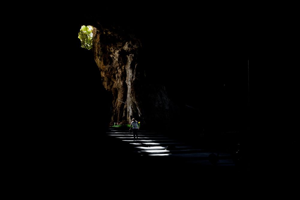 Chase the light in Cave