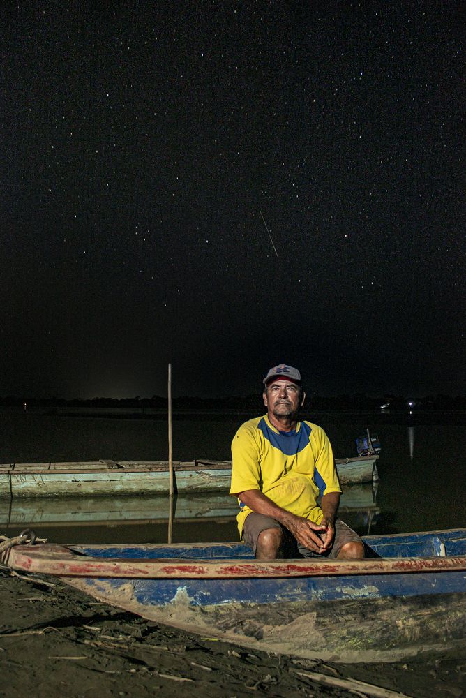 The fisherman and the starry night
