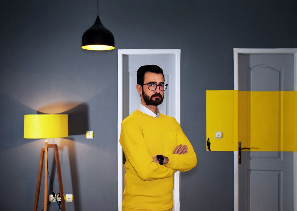 Photograph by Mohammad Dadsetan