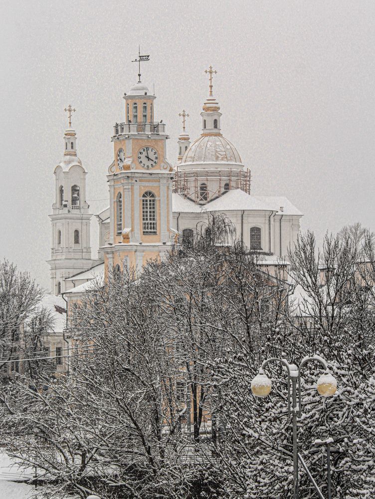 Нынче выпал снегопад