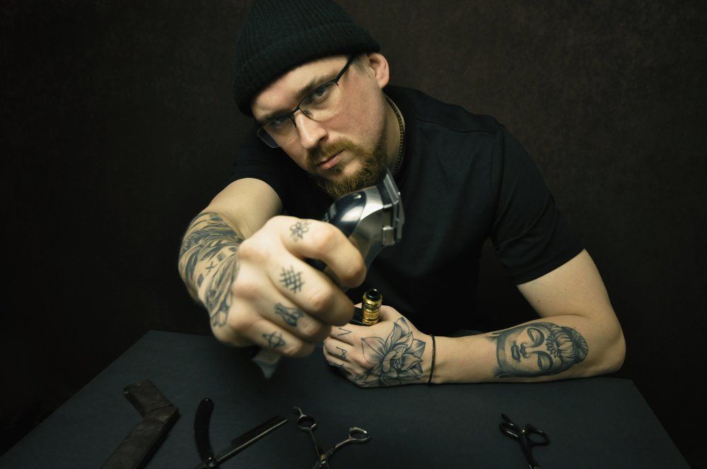 Денис. Барбер.