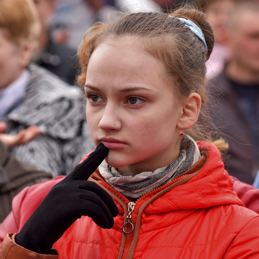 Немного задумалась