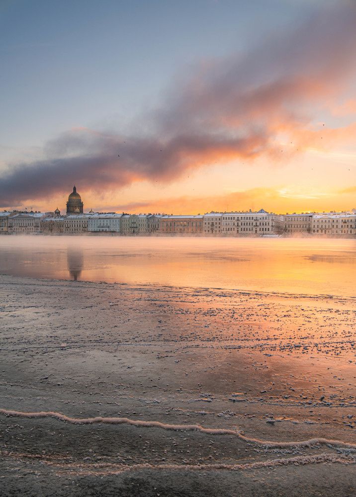 Frosty morning. St. Petersburg.