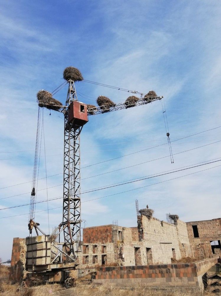 на стройке в село Егегнут