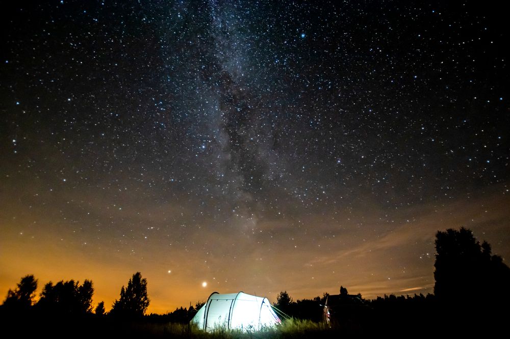 Август, ночь, палатка...