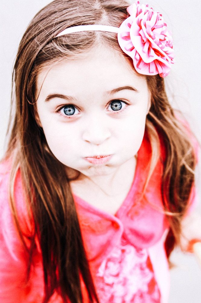 Два бездонных океана глаз