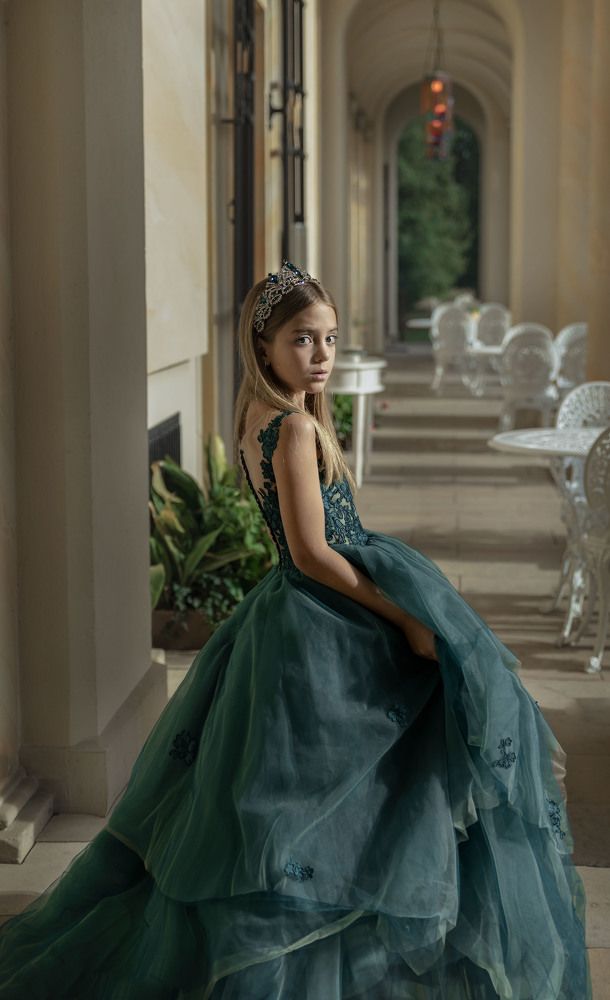 в саду замка