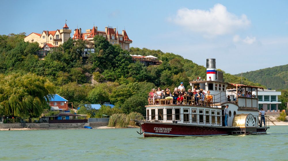 Photograph by Igor Zolotarev