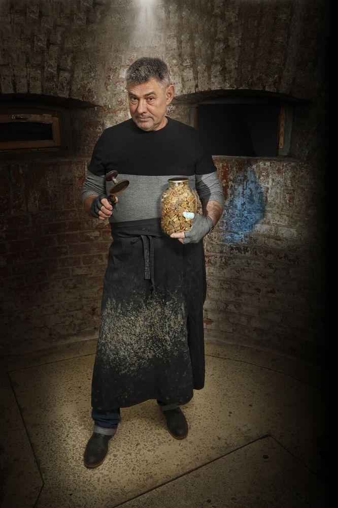 Янтарных дел Мастер. Amber Master