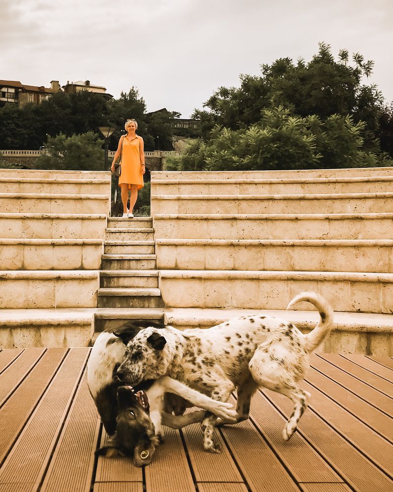 Вся наша жизнь это большая сцена