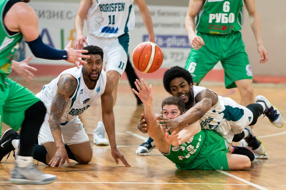 Борьба за мяч