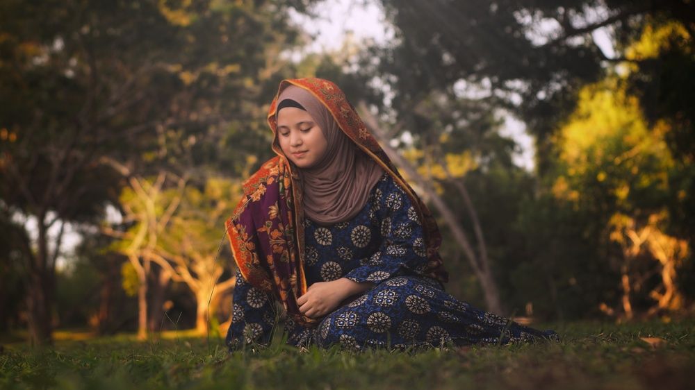 Photograph by Spawi Safwan