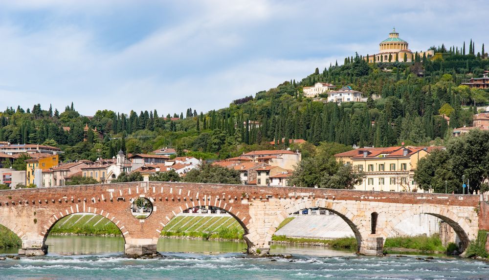 Photograph by Oleg Shchelkonogov