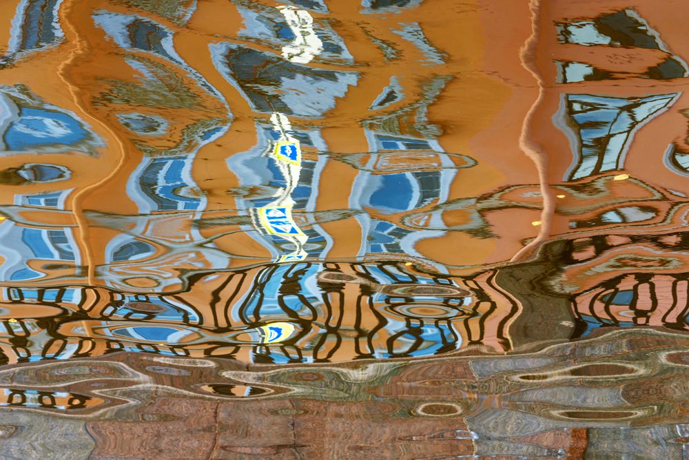 Гуманоид.Параллельный мир канала Грибоедова.  Акваабстракция. Абстракция.Акваграфика.