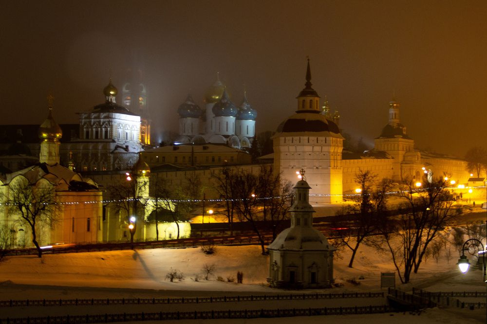 Мощь Лавры