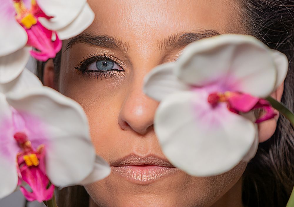 ..eyes are the mirror of the soul..