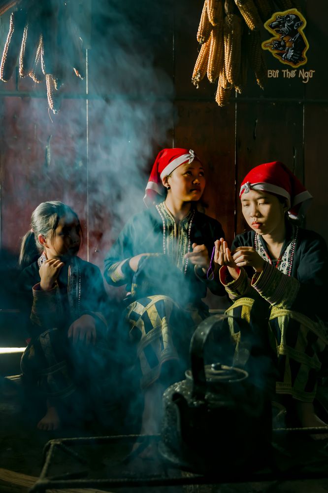 Photograph by Ngũ Bùi