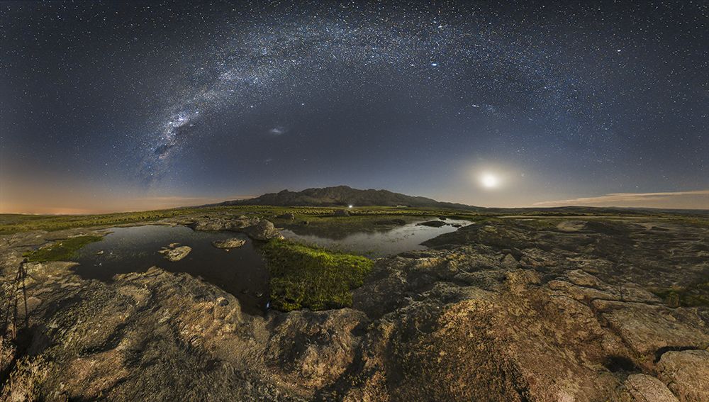 The ugly part of the Milky Way