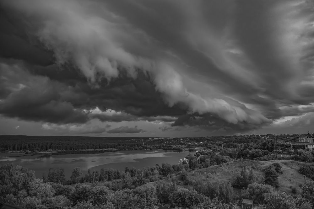 Буря мглою небо кроет...