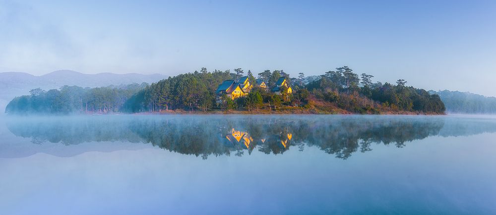 Photograph by Lê Minh