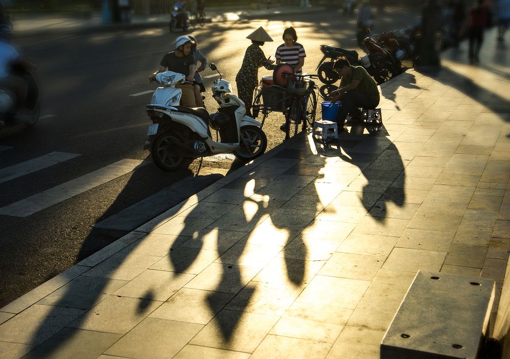 Mưu sinh buổi sớm