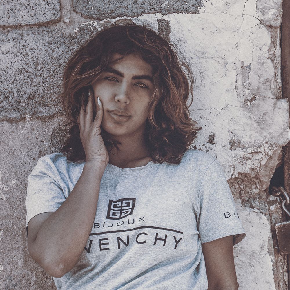 Photograph by barbad