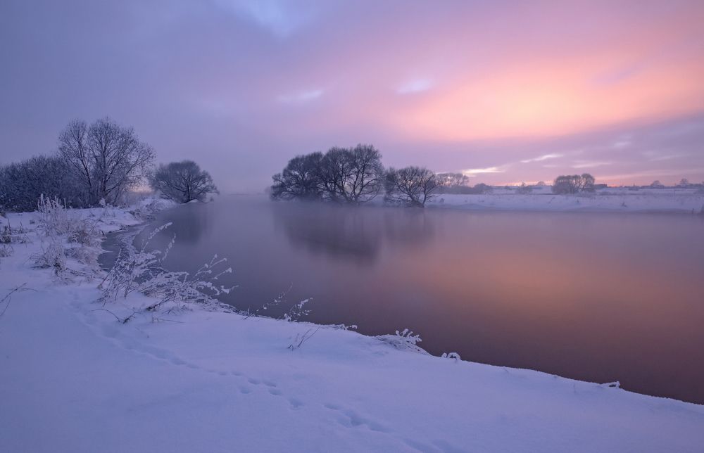Тихонько крадётся к нам время чудес…