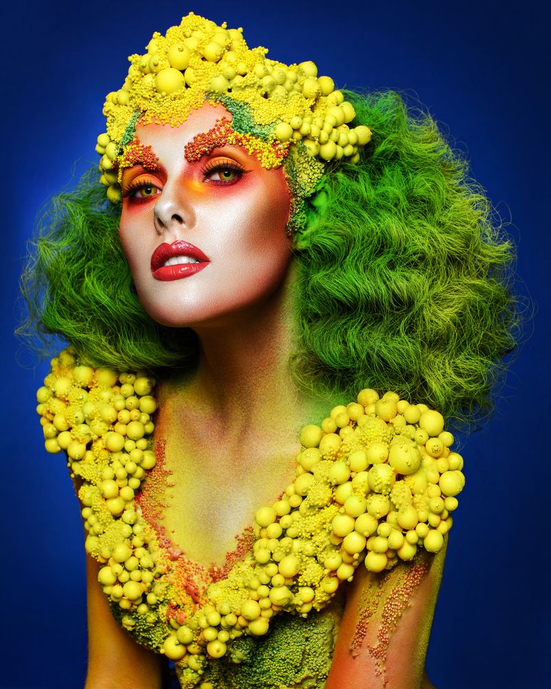 "Королева мимоз"