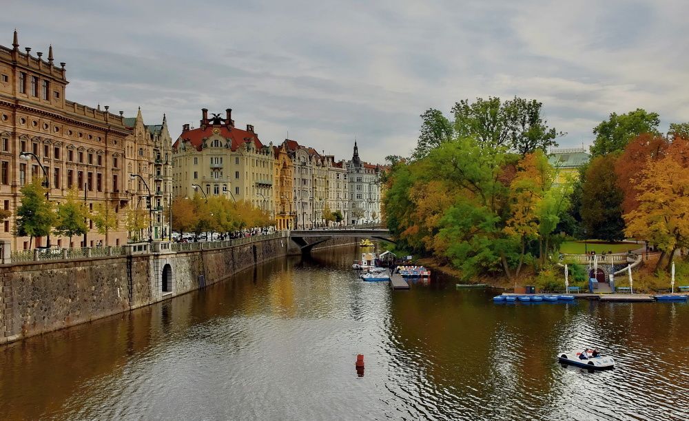 Пражская осень