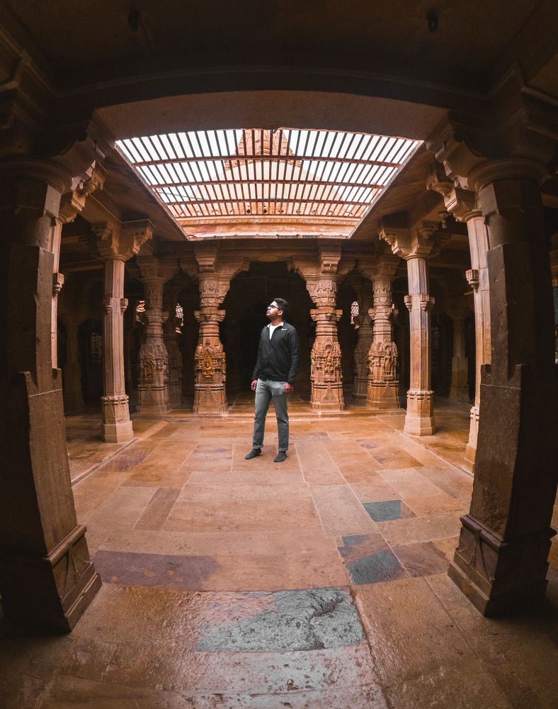 AMAZING ARCHITECTURES