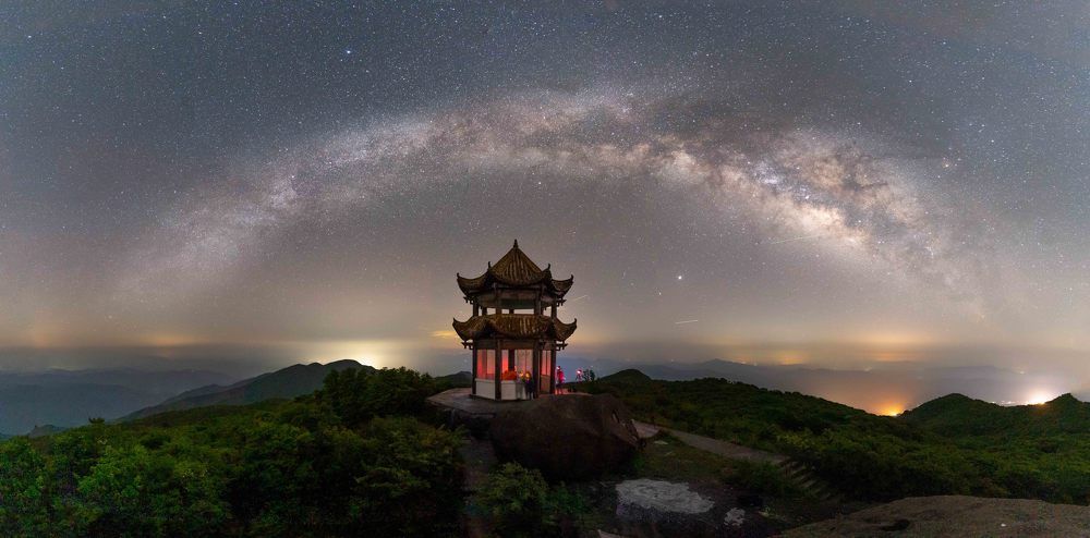 Photograph by Zhengshu Peng