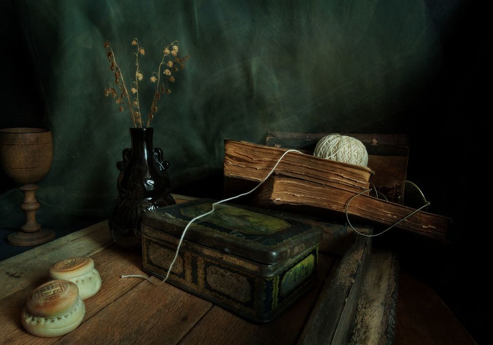 Время замкнулось и вывело снова - сюда...