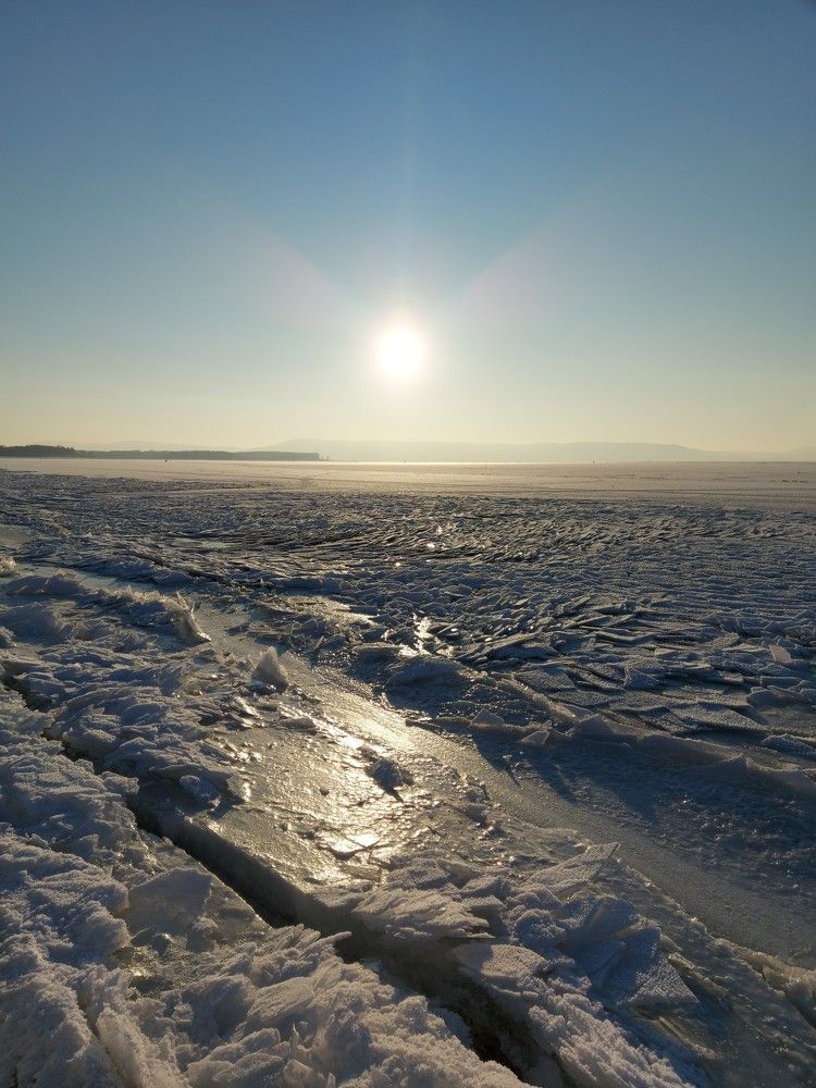 Выразительный лед.