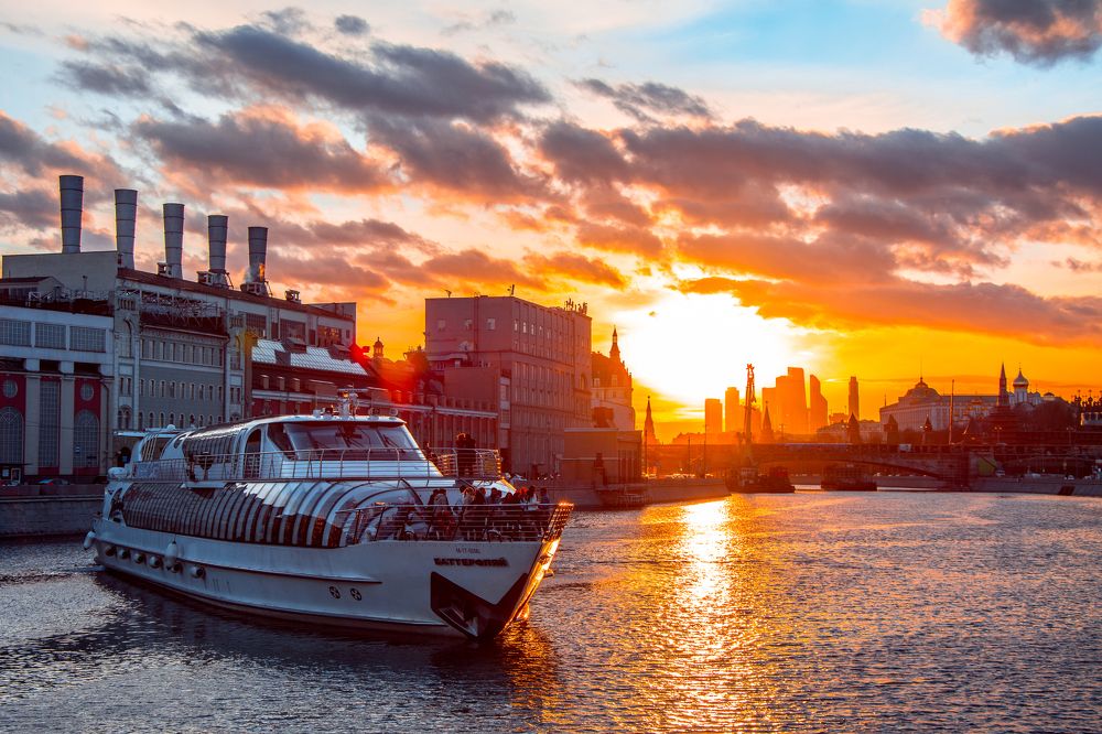 Закат над Москва-рекой