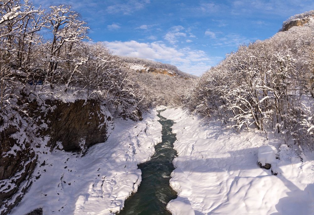 Под  одеялом февраля