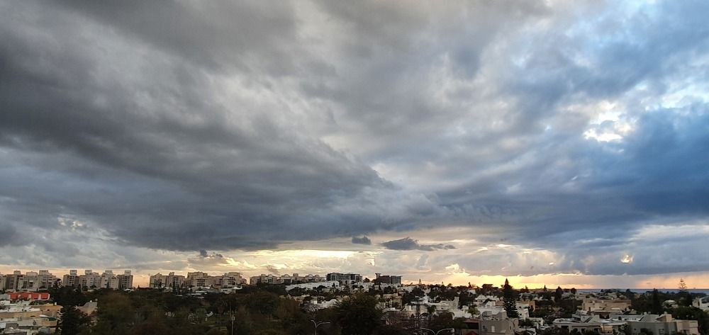 Ашдод. Февраль. Небо после бури.