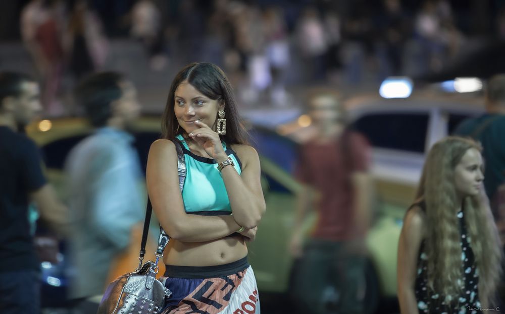 Вечерний город