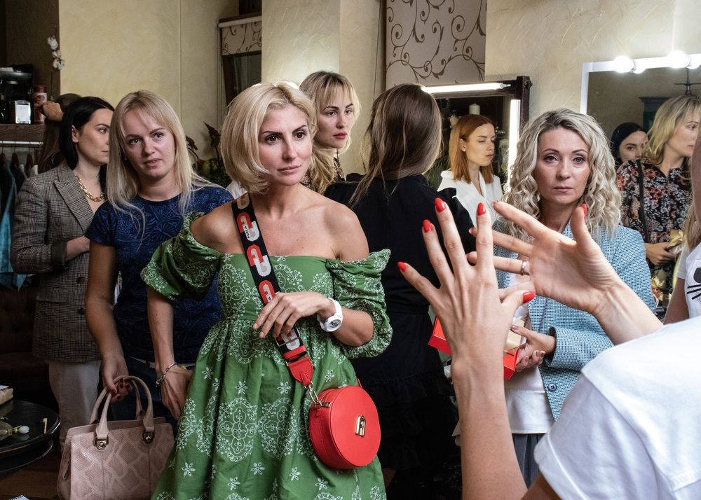 Объяснять на пальцах