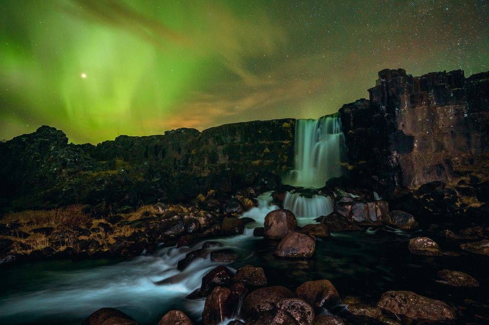 Photograph by Piotr Mickevic