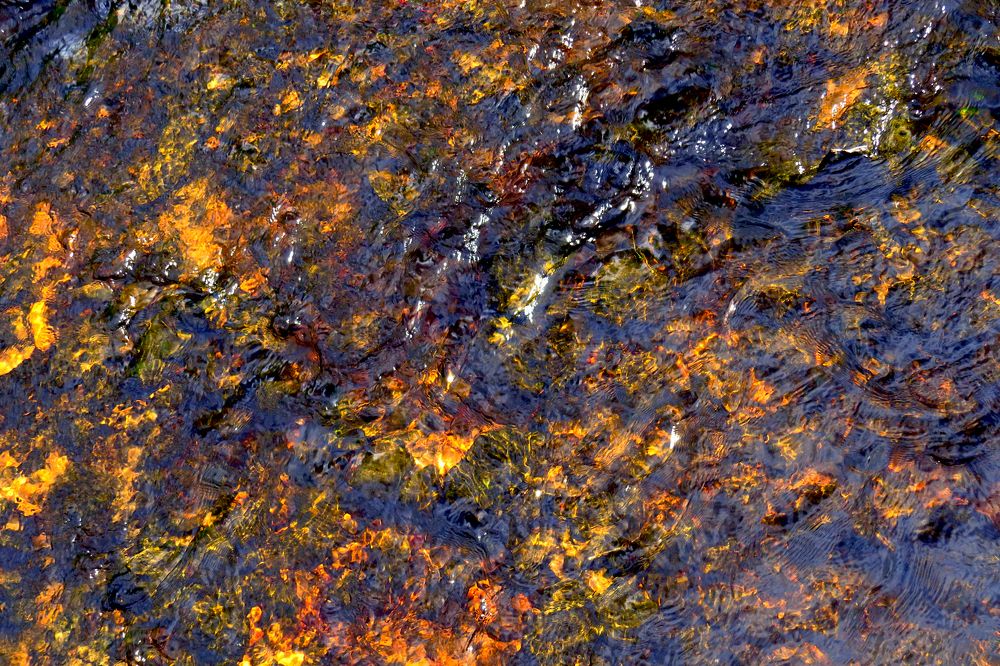 Вода, как камень