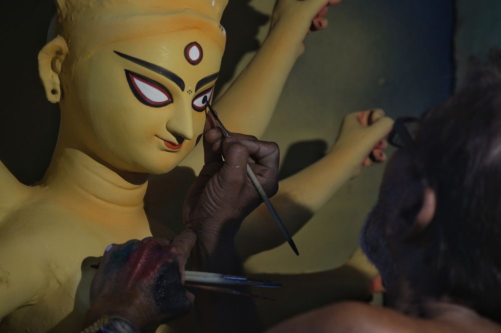 Eye Donation by an Artist...