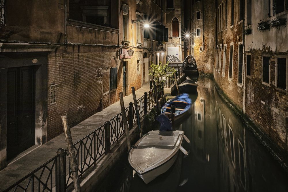 Фотография автора Александр Безмолитвенный