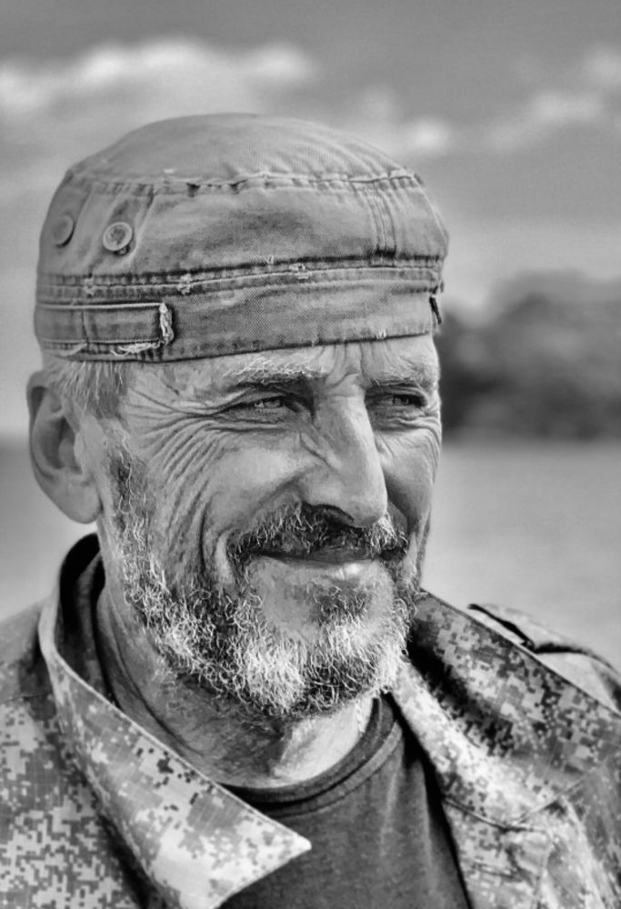 Обветренное лицо искателя