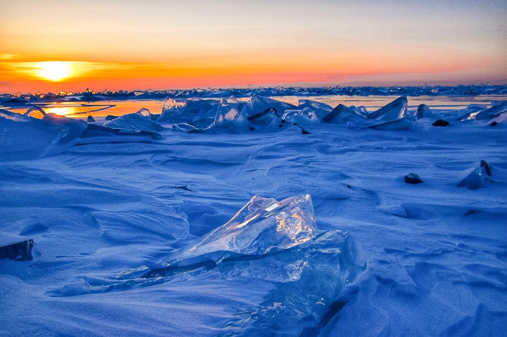 Закат на Байкале.