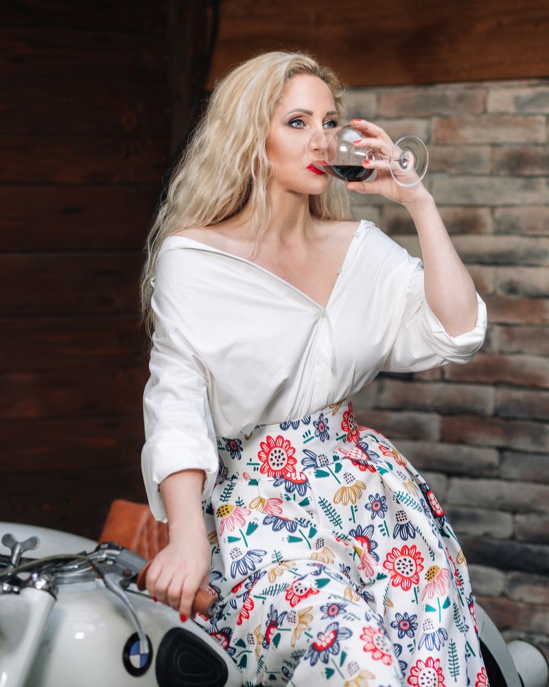 Photograph by Max Samadhi