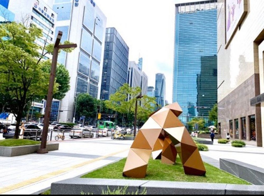 Современный город