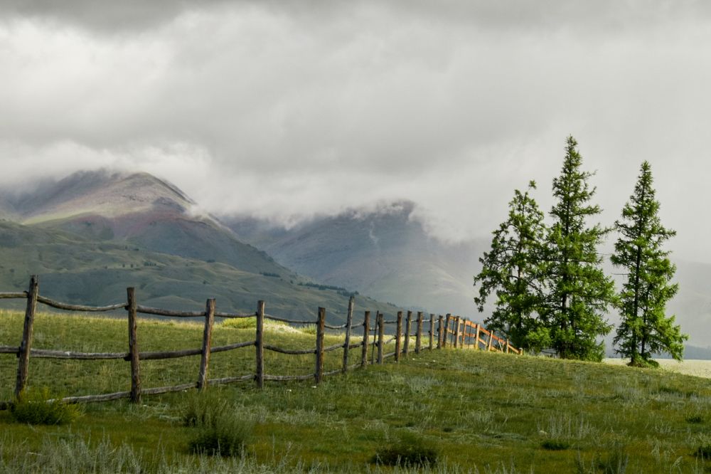 Утро в горах. Morning mountains.
