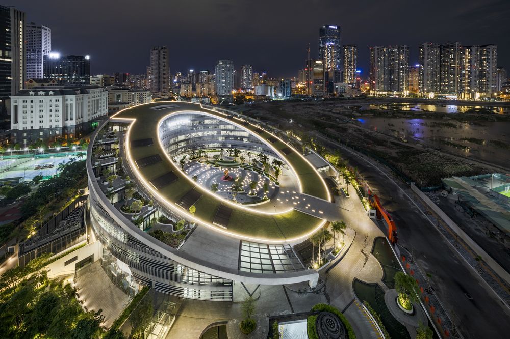 Photograph by Vu Long