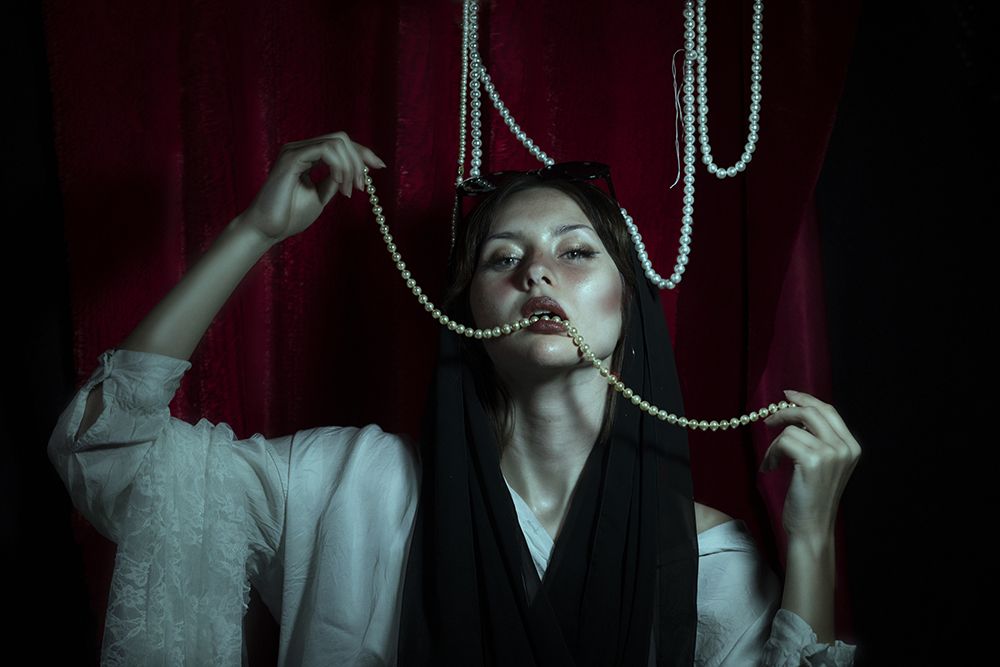 Venus, at the cabaret.